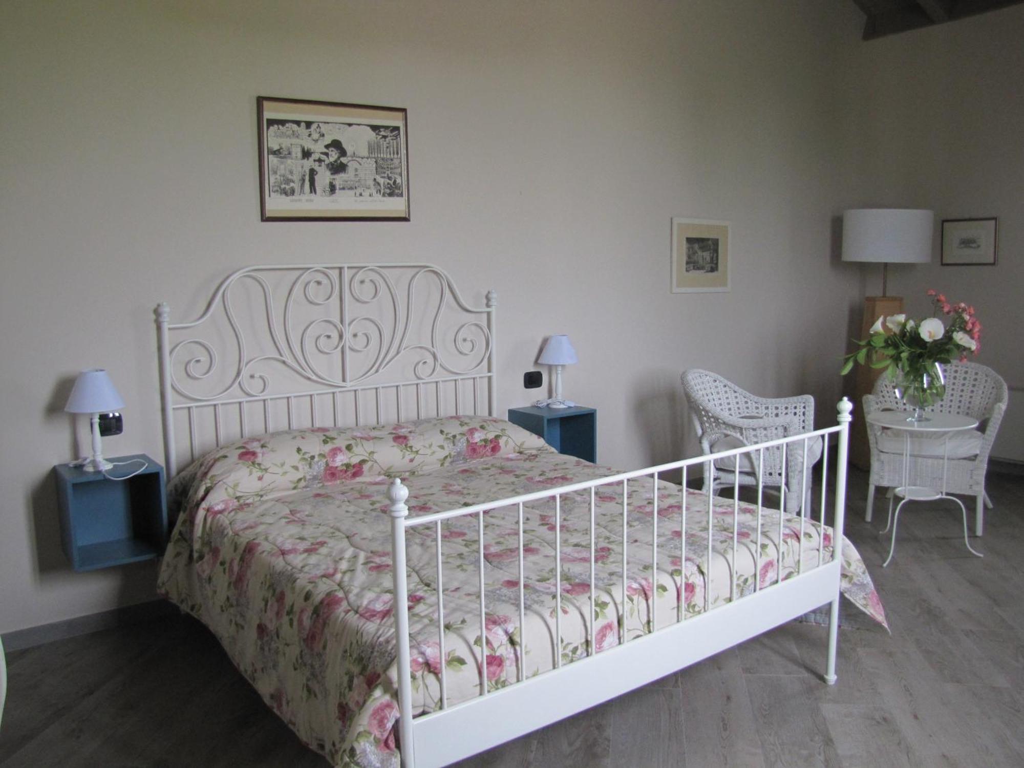 Agriturismo Bassanine Monticelli dʼOngina Habitación foto