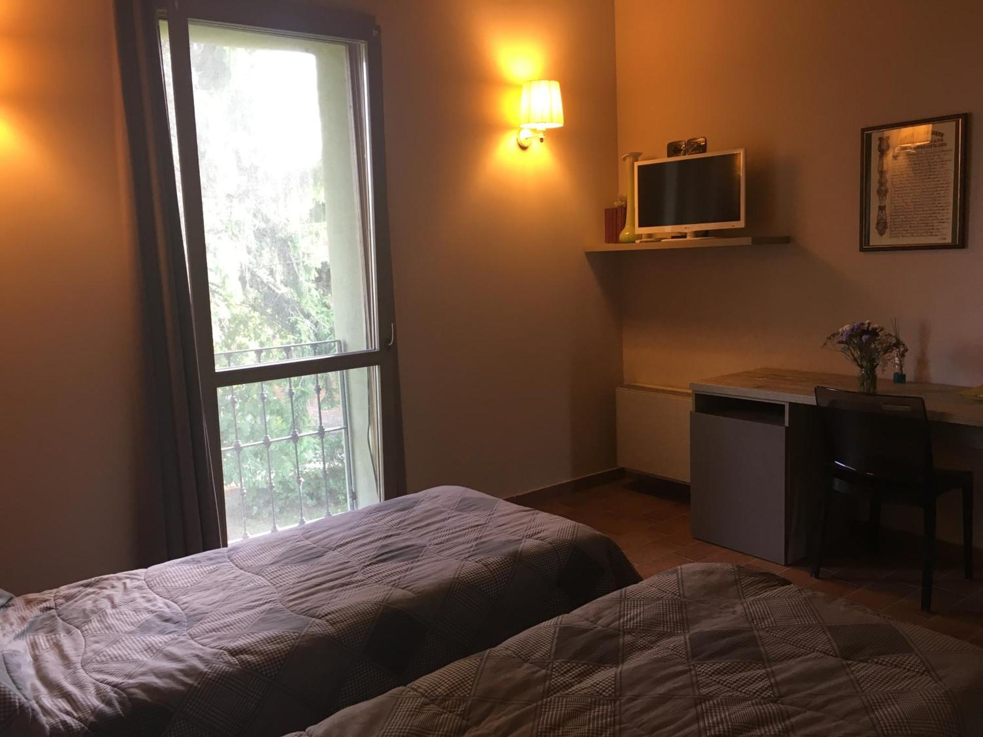 Agriturismo Bassanine Monticelli dʼOngina Habitación foto